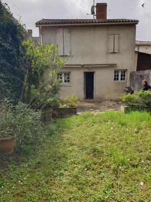 Maison de ville - 160 m² - 9 pièces