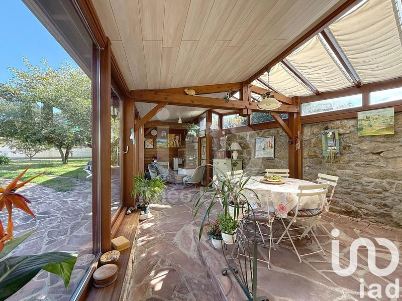 Maison - 255 m² - 10 pièces