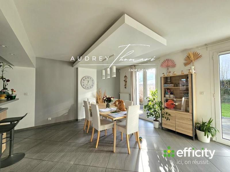 Pavillon - 101 m² - 6 pièces