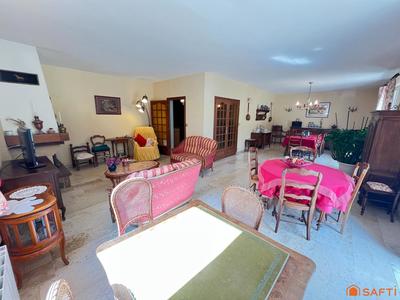 Maison - 124 m² - 4 pièces