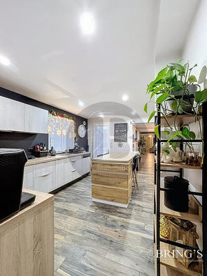 Maison ancienne - 274 m² - 10 pièces