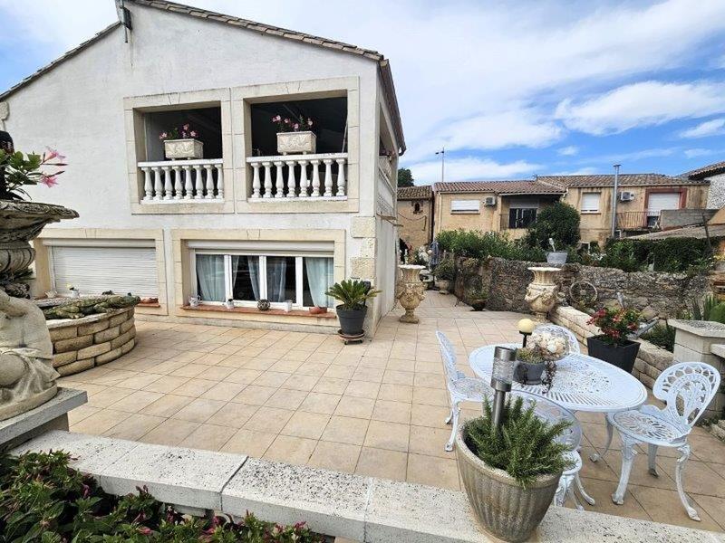 Propriété - 140 m² - 6 pièces