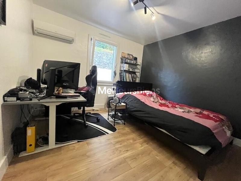 Villa - 193 m² - 6 pièces