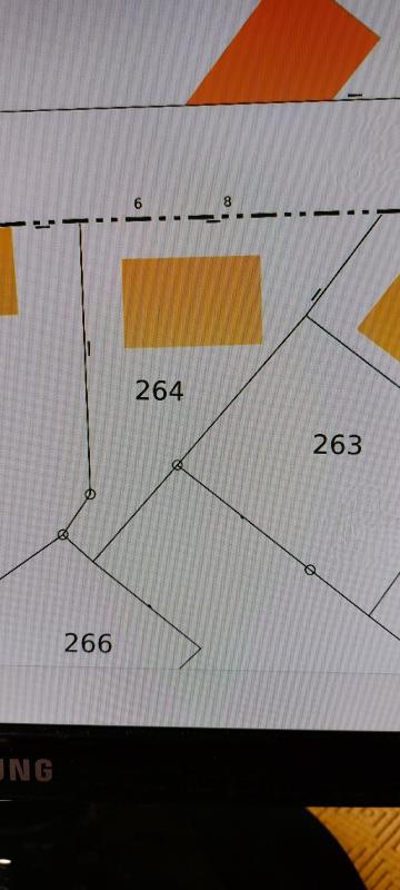 Maison - 140 m² - 8 pièces