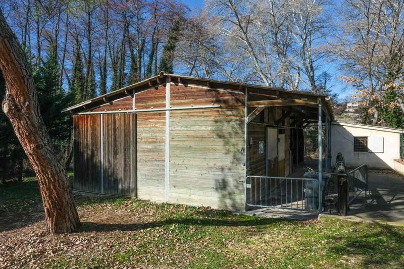 Maison - 296 m² - 9 pièces