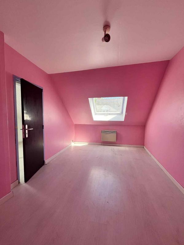 Maison - 277 m² - 5 pièces