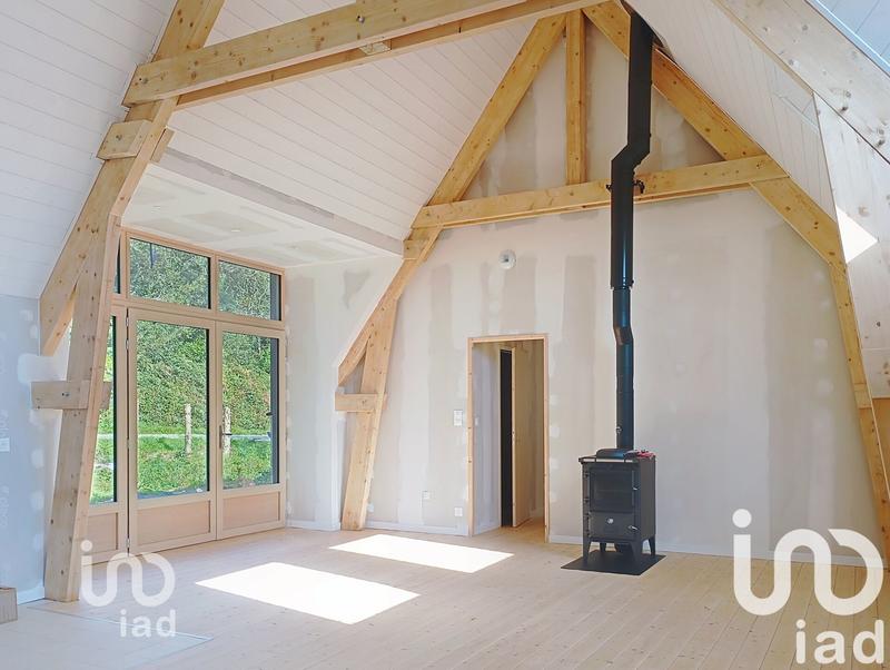 Maison - 210 m² - 7 pièces