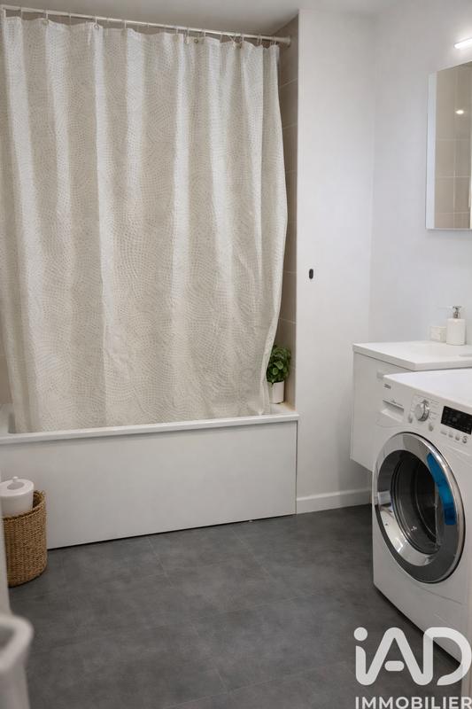 Appartement - 80 m² - 4 pièces