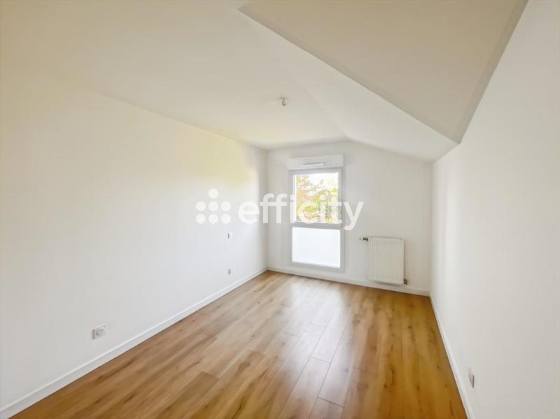Appartement - 110 m² - 5 pièces