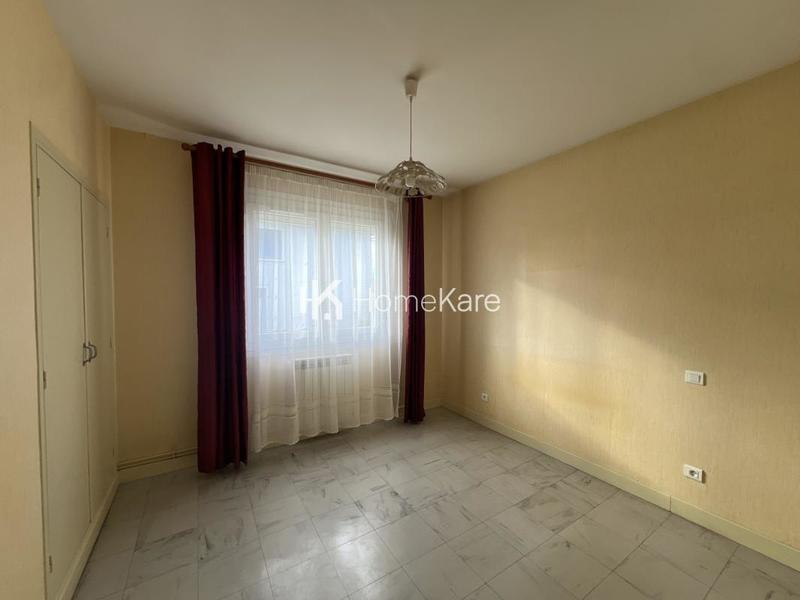 Maison - 80 m² - 5 pièces