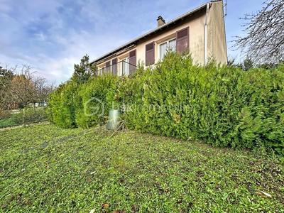 Pavillon - 90 m² - 4 pièces