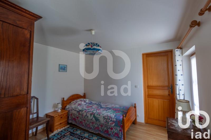 Maison - 203 m² - 8 pièces