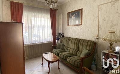 Maison - 95 m² - 5 pièces