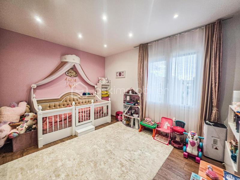 Maison d'architecte - 225 m² - 7 pièces