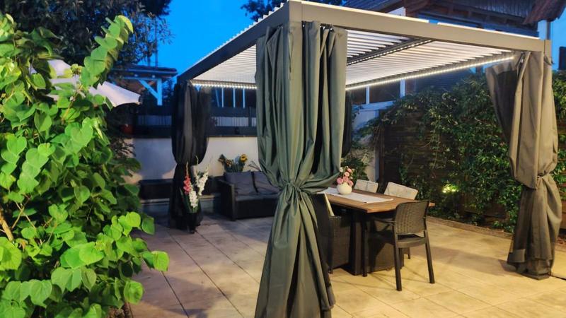 Maison - 228 m² - 8 pièces