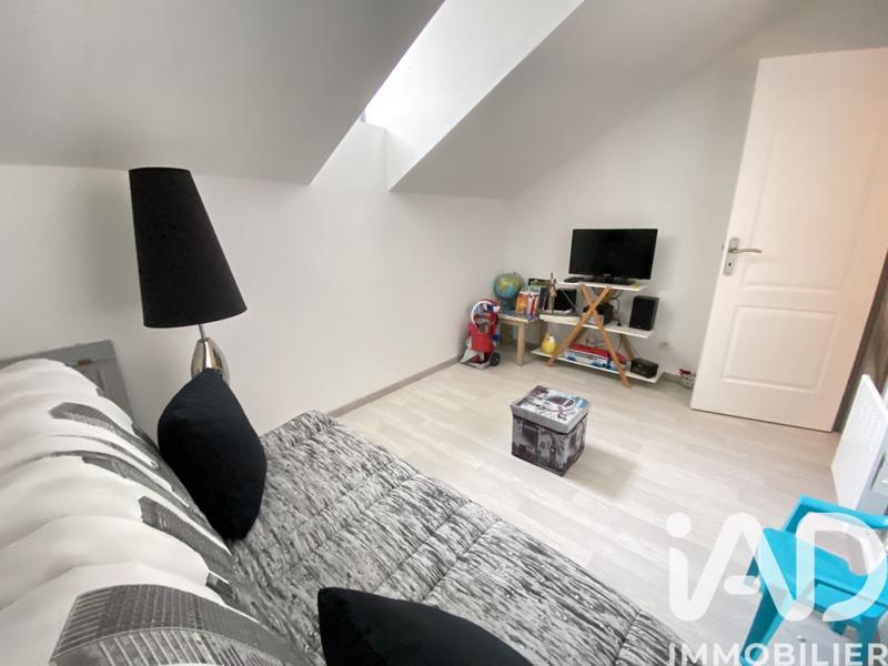 Maison - 95 m² - 5 pièces