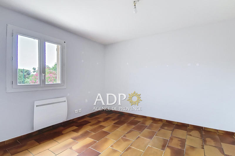 Appartement - 93 m² - 3 pièces