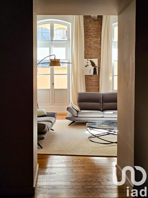 Appartement - 209 m² - 6 pièces