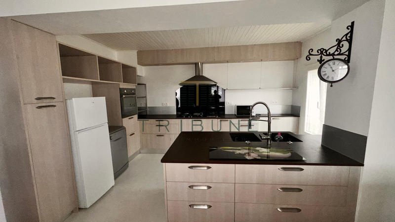 Maison - 96 m² - 4 pièces