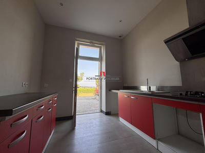 Maison - 140 m² - 6 pièces