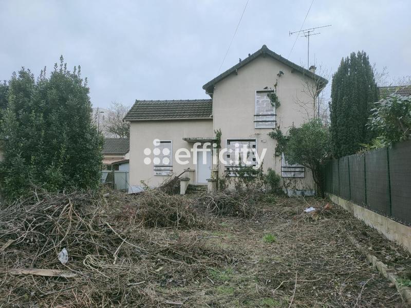 Maison - 97 m² - 5 pièces