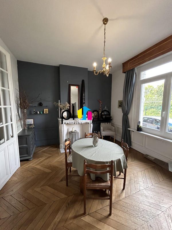 Maison - 176 m² - 6 pièces