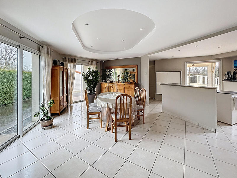 Maison - 160 m² - 7 pièces