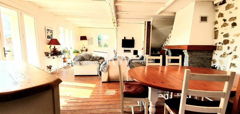 Ferme - 265 m² - 9 pièces