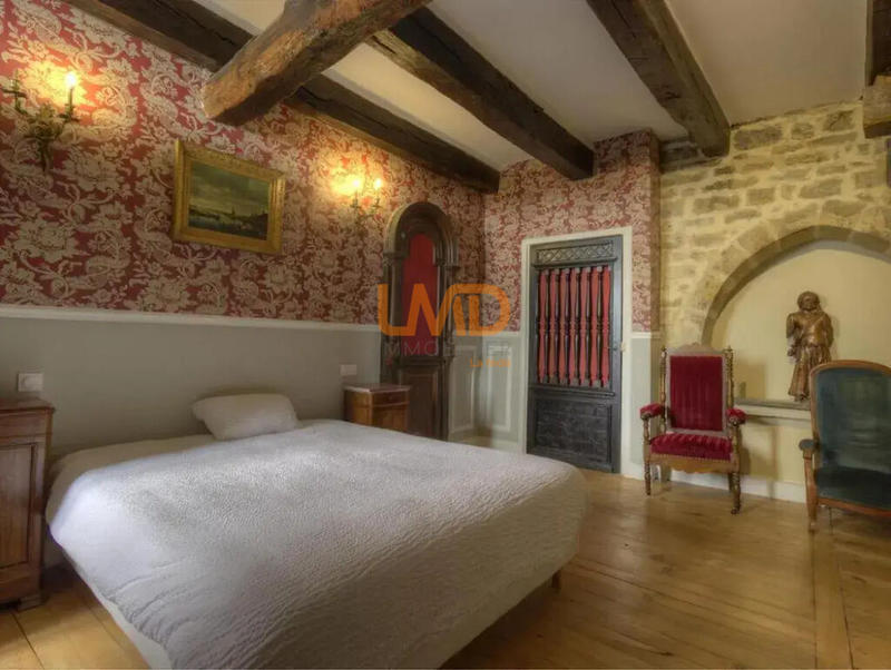 Hôtel particulier - 183 m² - 7 pièces