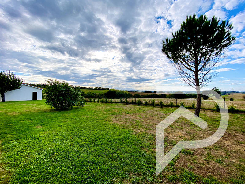 Maison - 205 m² - 8 pièces