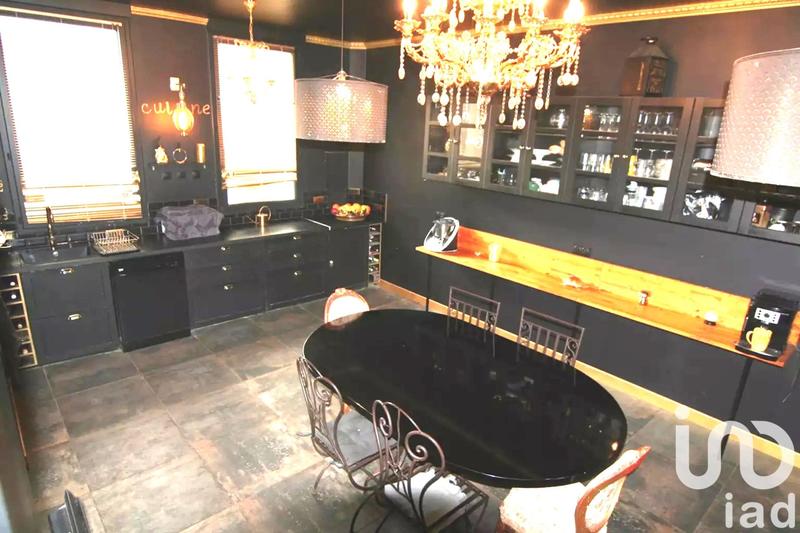 Maison de ville - 148 m² - 7 pièces