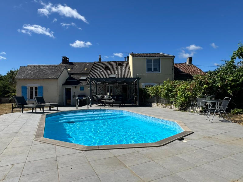 Maison - 209 m² - 10 pièces