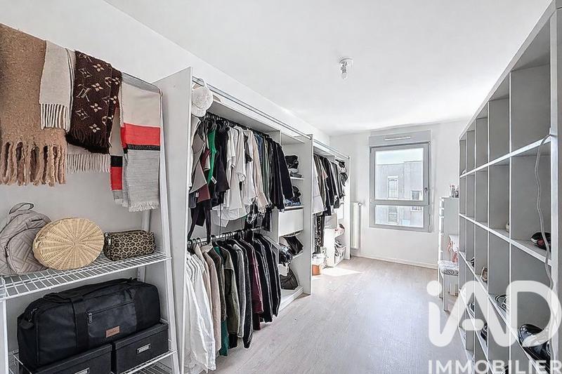 Appartement - 96 m² - 5 pièces