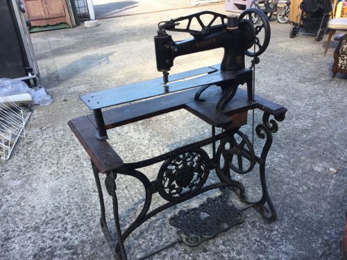 Abc Antiquité Brocante Café