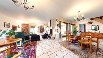 Maison - 150 m² - 7 pièces