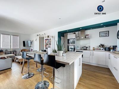 Maison - 106 m² - 4 pièces