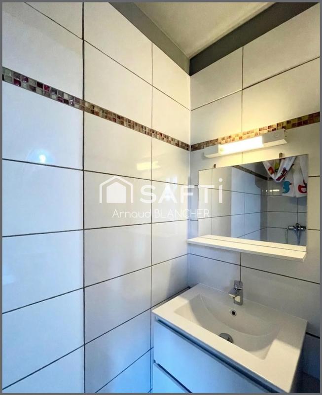 Maison - 121 m² - 6 pièces