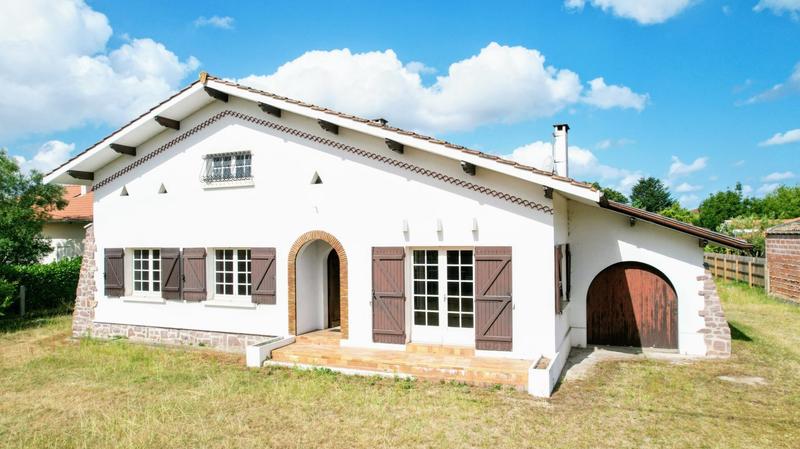 Maison - 102 m² - 5 pièces