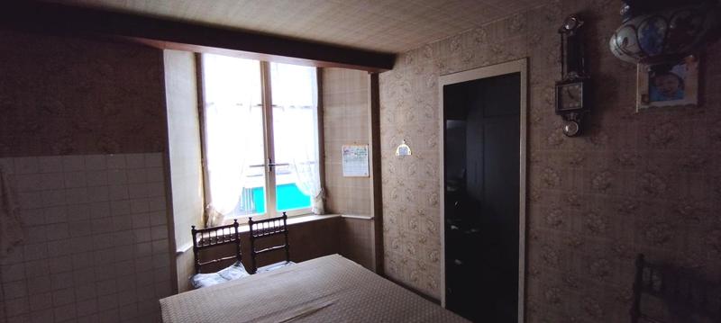 Maison - 190 m² - 11 pièces