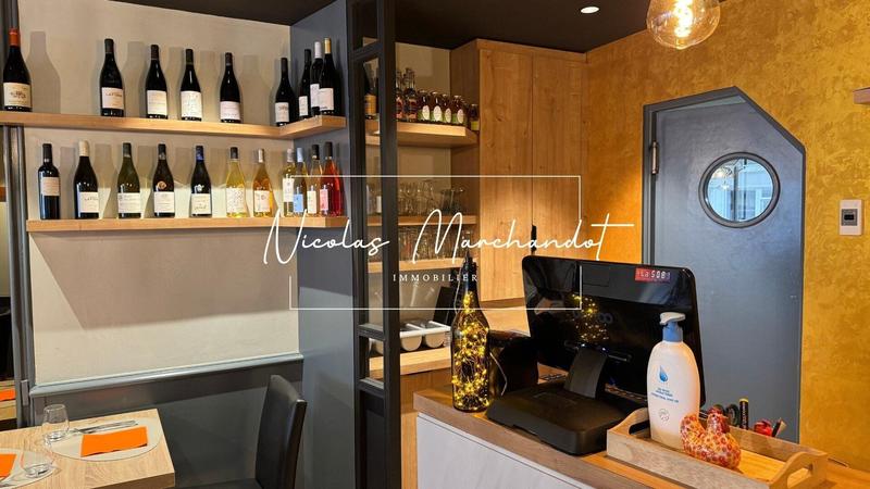 Local commercial - 110 m² - 1 pièce