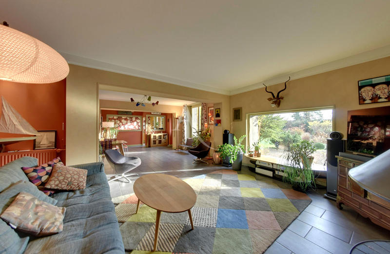 Maison - 207 m² - 6 pièces