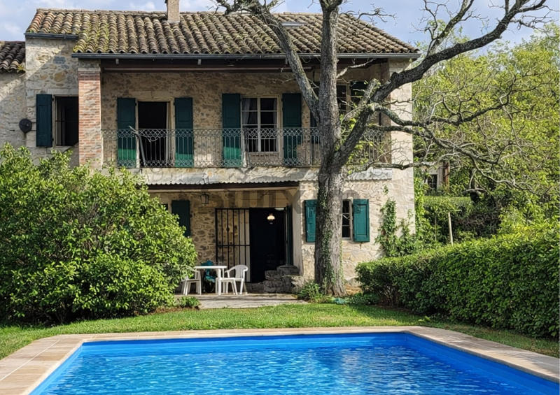 Mas - 94 m² - 5 pièces