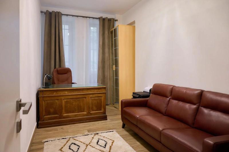 Appartement - 154 m² - 6 pièces
