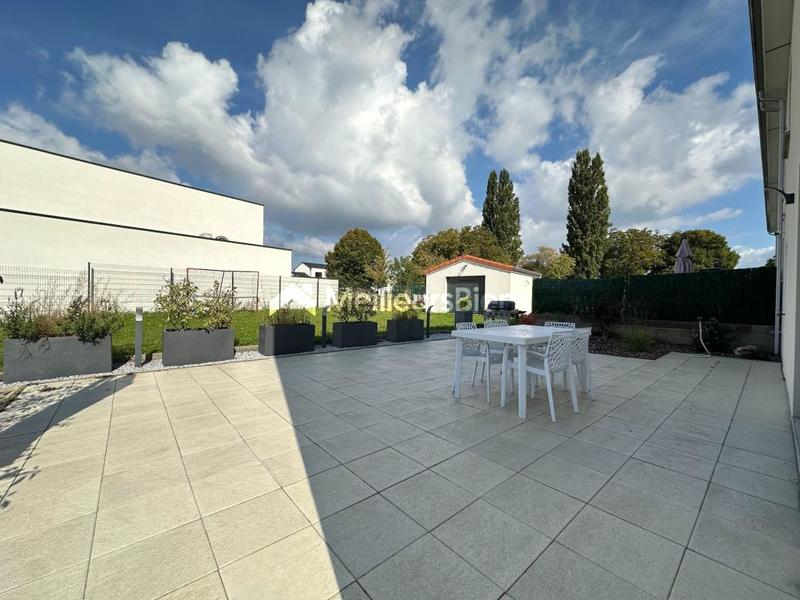 Propriété - 115 m² - 5 pièces