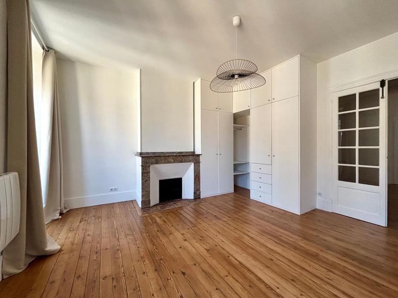 Appartement - 77 m² - 3 pièces