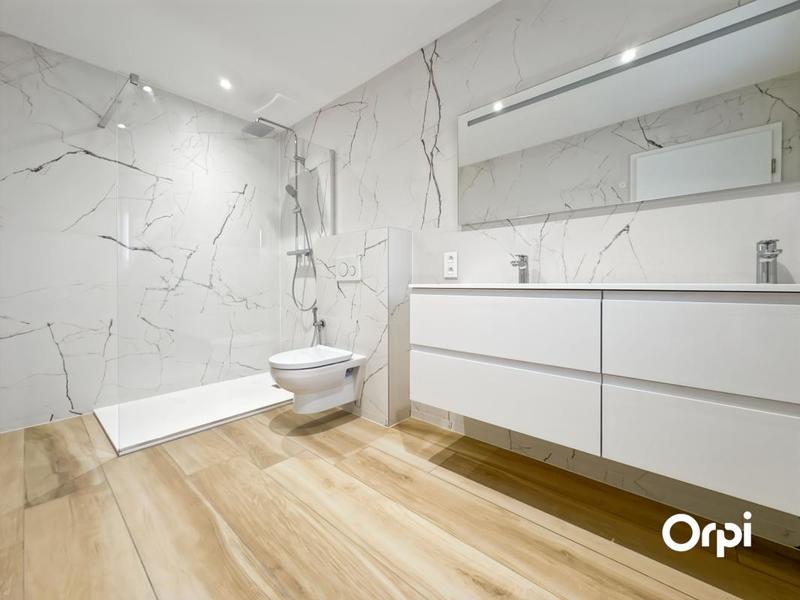 Villa - 230 m² - 6 pièces