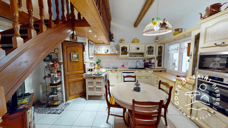 Maison - 120 m² - 3 pièces