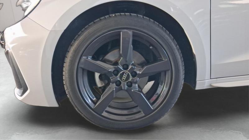Audi A1 sportback 30 Tfsi 116 ch s tronic 7 s line