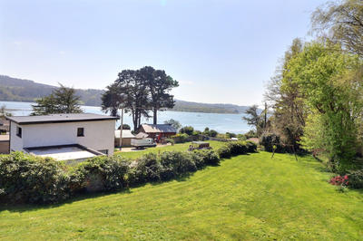 Propriété - 220 m² - 8 pièces