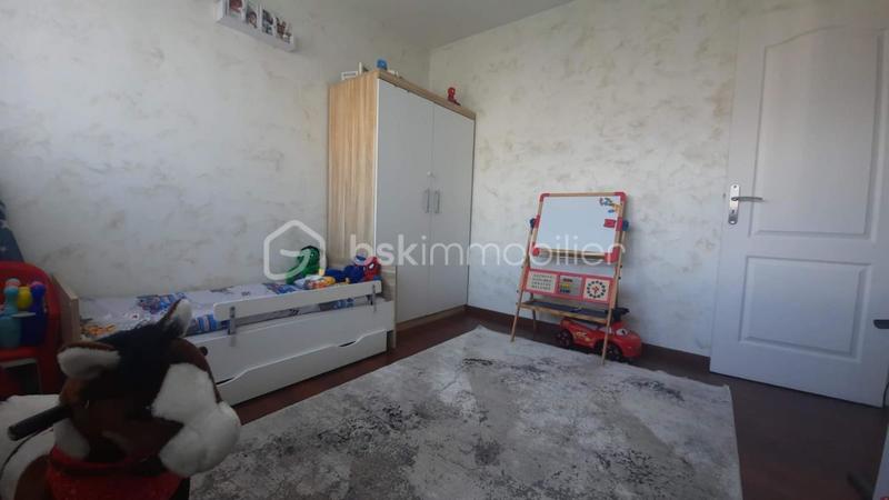 Appartement - 80 m² - 4 pièces